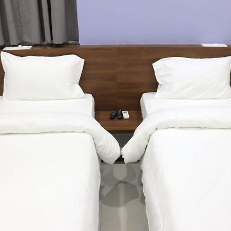 Sharman Suites Pune Exterior photo