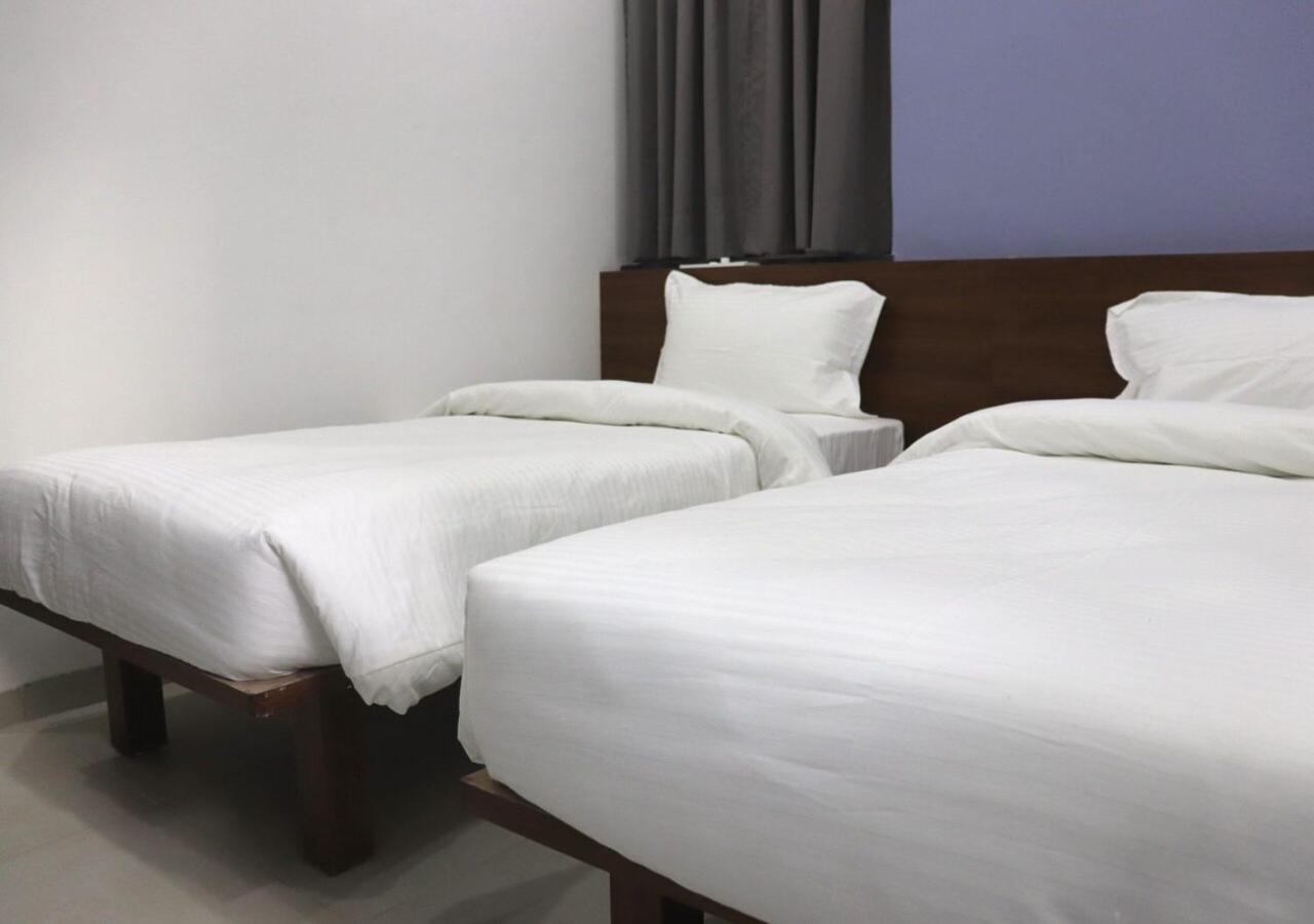 Sharman Suites Pune Exterior photo